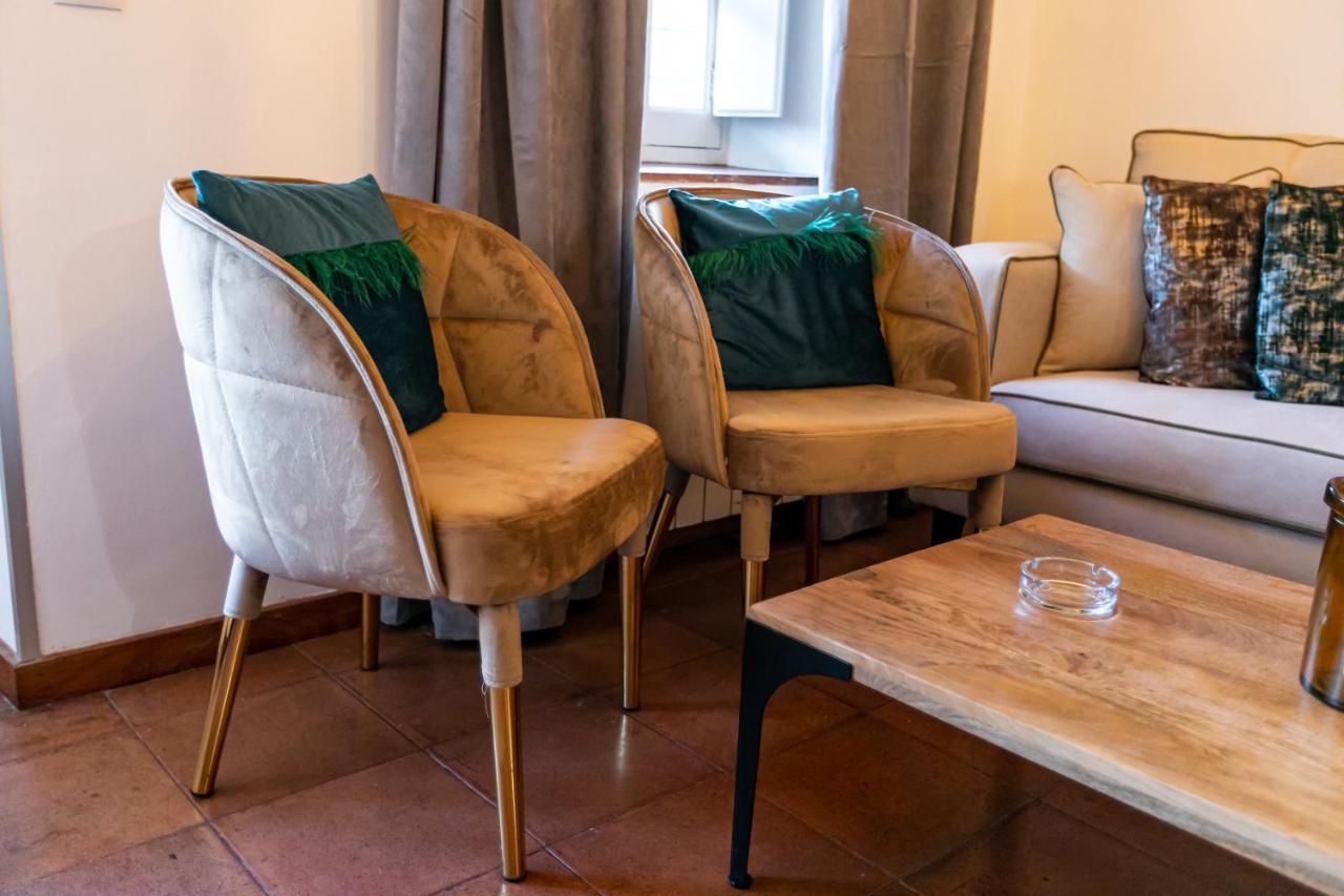 Apartamento 3 Dormitorios En Calle San Vicente. Sevilla Exterior foto