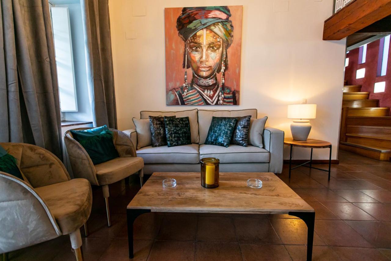 Apartamento 3 Dormitorios En Calle San Vicente. Sevilla Exterior foto