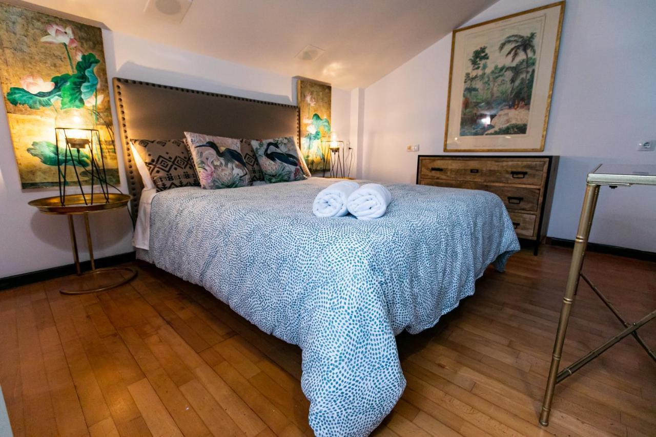 Apartamento 3 Dormitorios En Calle San Vicente. Sevilla Exterior foto