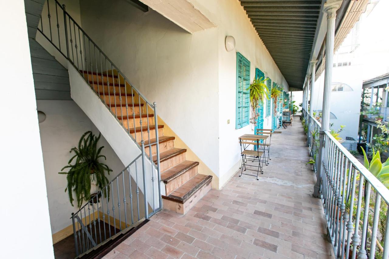 Apartamento 3 Dormitorios En Calle San Vicente. Sevilla Exterior foto