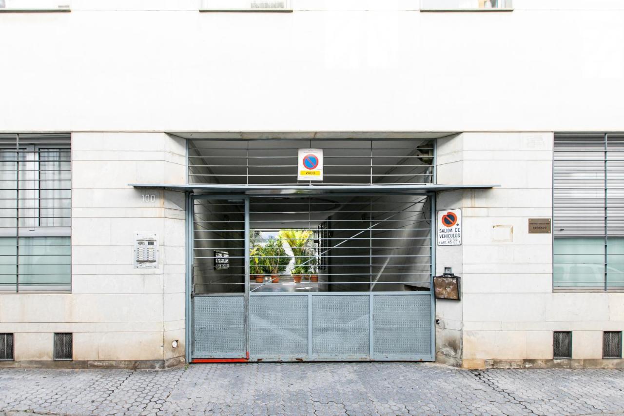 Apartamento 3 Dormitorios En Calle San Vicente. Sevilla Exterior foto
