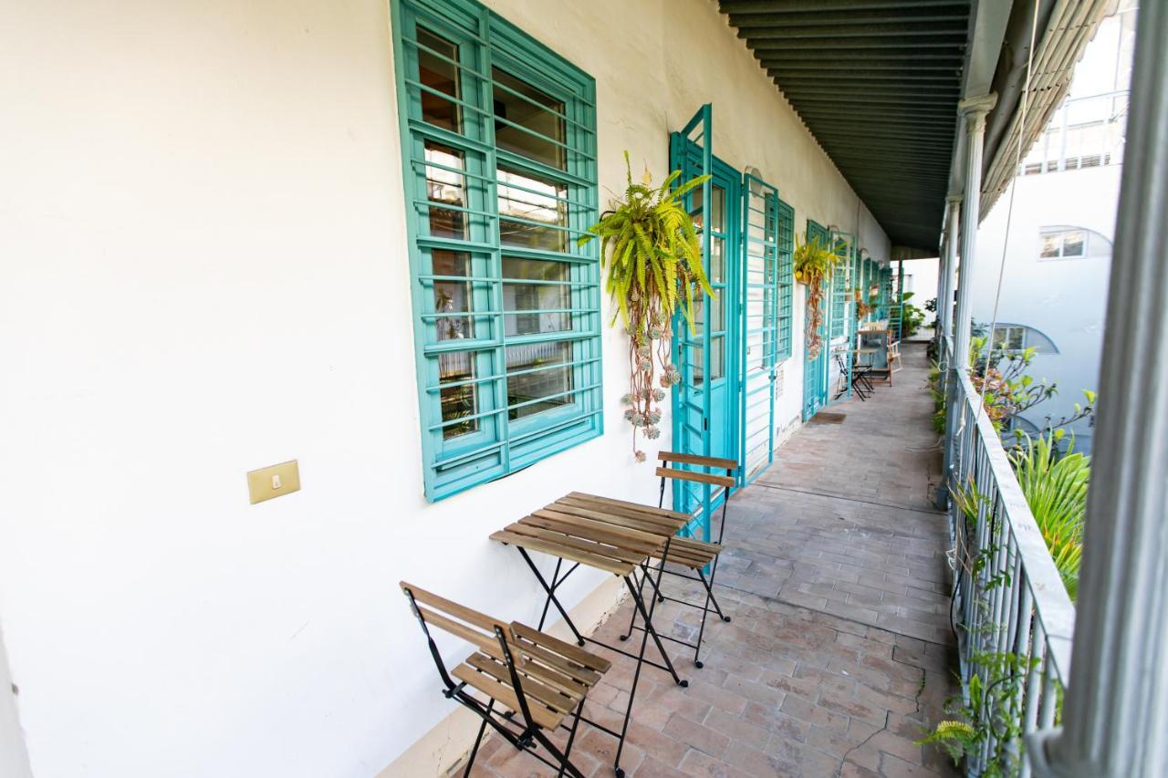 Apartamento 3 Dormitorios En Calle San Vicente. Sevilla Exterior foto