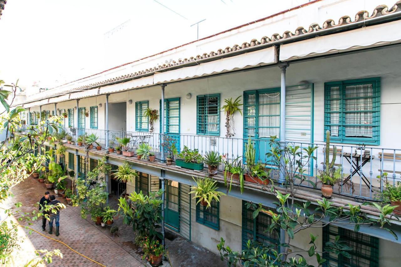 Apartamento 3 Dormitorios En Calle San Vicente. Sevilla Exterior foto